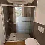 Apartamento Campo Dei Fiori Free Parking And Wifi