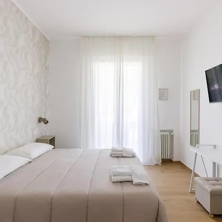 Apartment Campo Dei Fiori Free Parking And Wifi