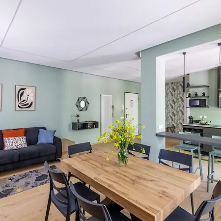 Campo Dei Fiori Free Parking And Wifi Apartment *