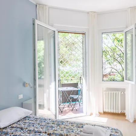 Campo Dei Fiori Free Parking And Wifi Apartment *