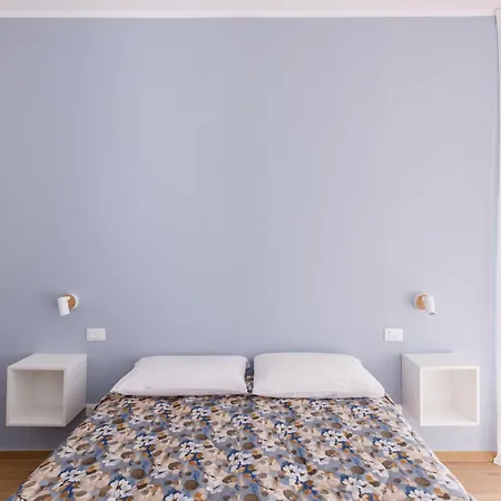 Campo Dei Fiori Free Parking And Wifi Apartment *